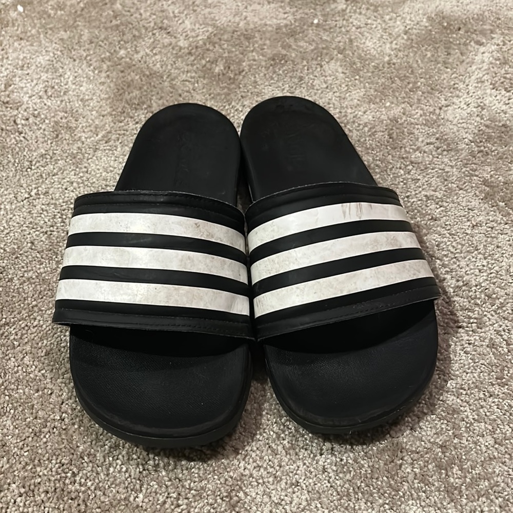 Adidas slides, women’s size 7